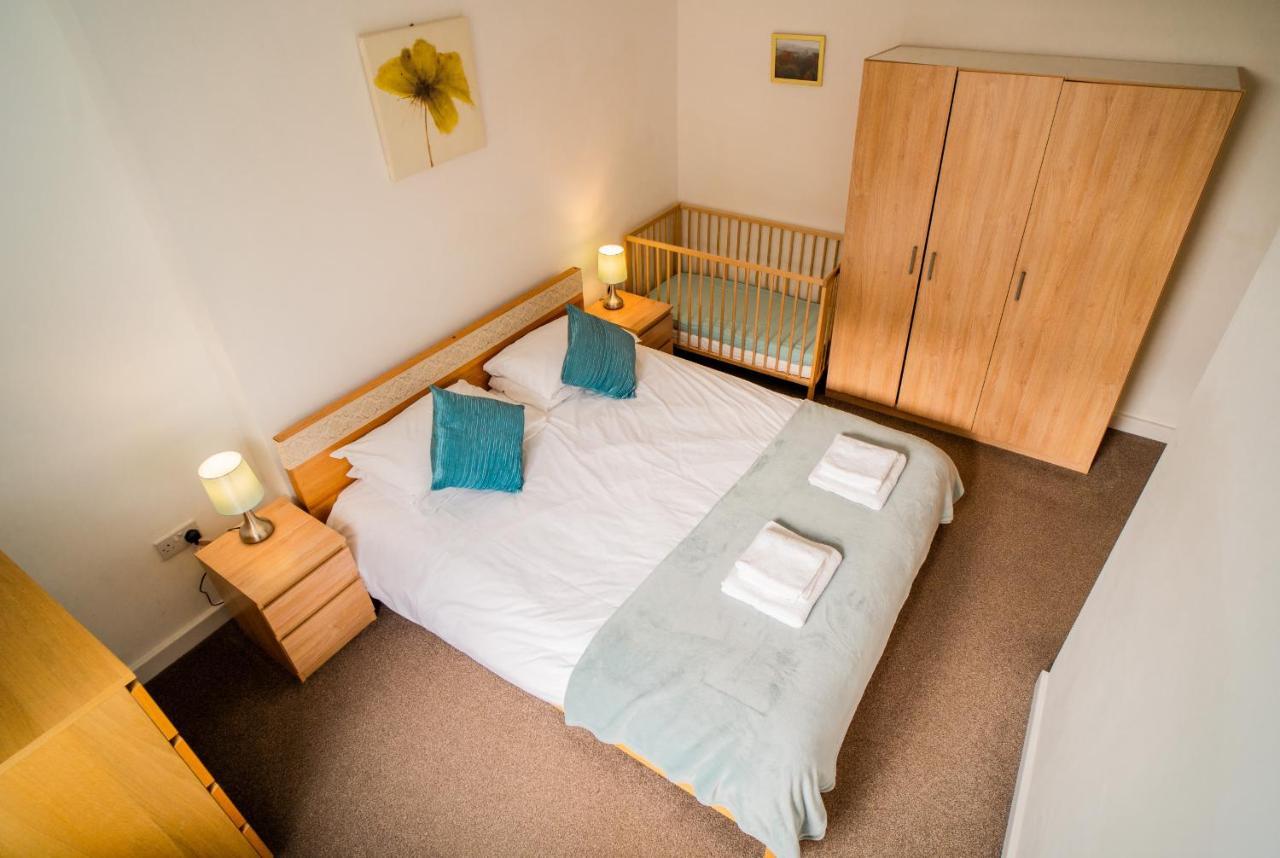 The Torrs Apartments New Mills ภายนอก รูปภาพ