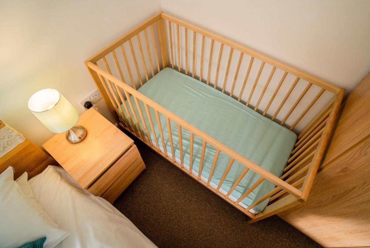 The Torrs Apartments New Mills ภายนอก รูปภาพ